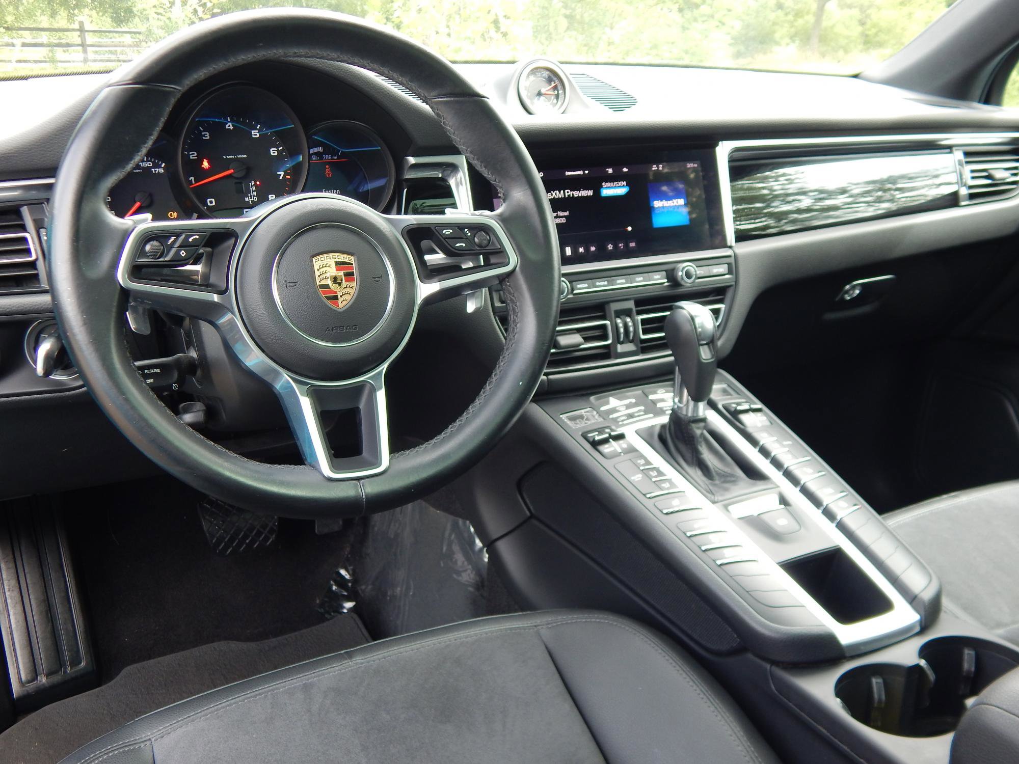 Used 2021 Porsche Macan image 14