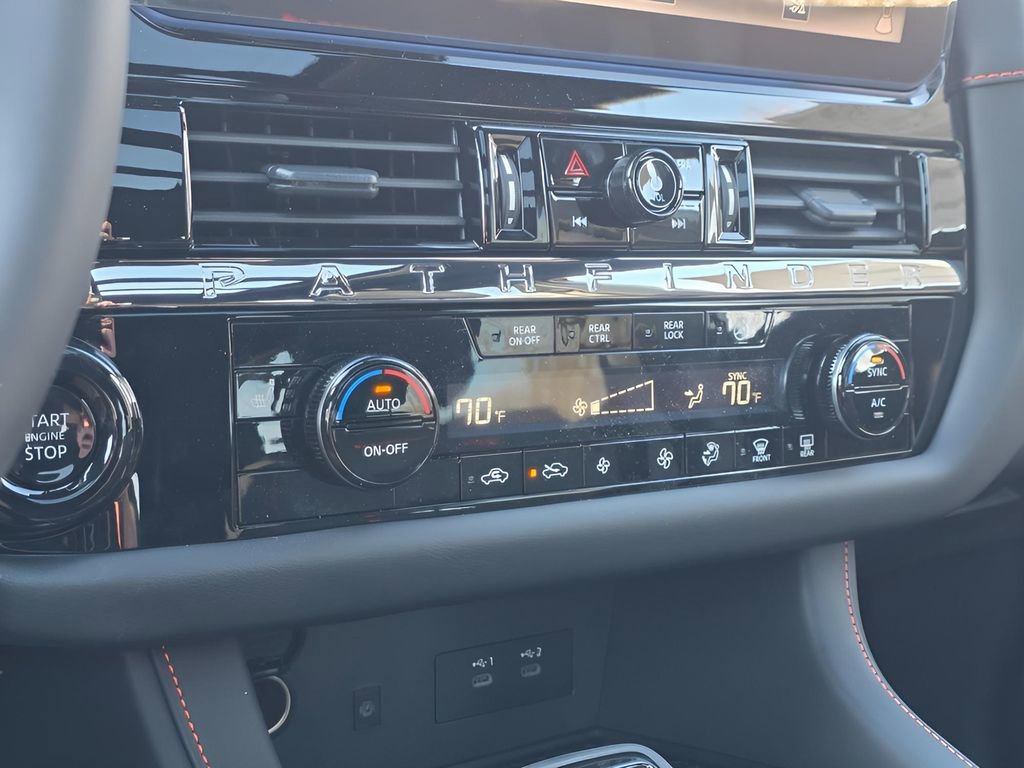 New 2026 Nissan Pathfinder Rock Creek image 30