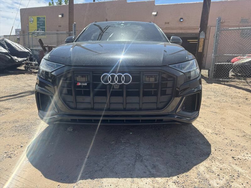 Used 2021 Audi SQ8 Prestige AWD/4WD image 2