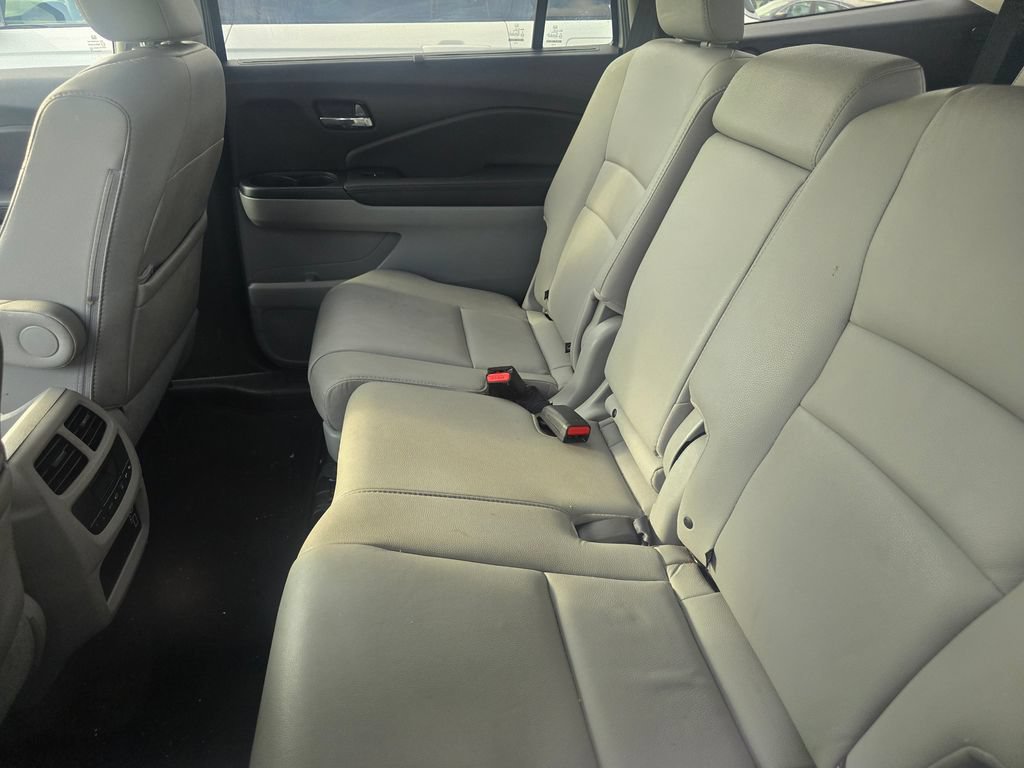 Used 2022 Honda Pilot Special Edition image 25