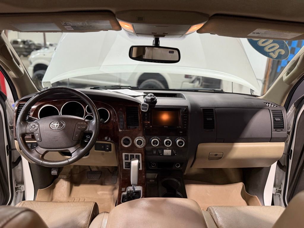 Used 2008 Toyota Sequoia Platinum AWD/4WD image 14