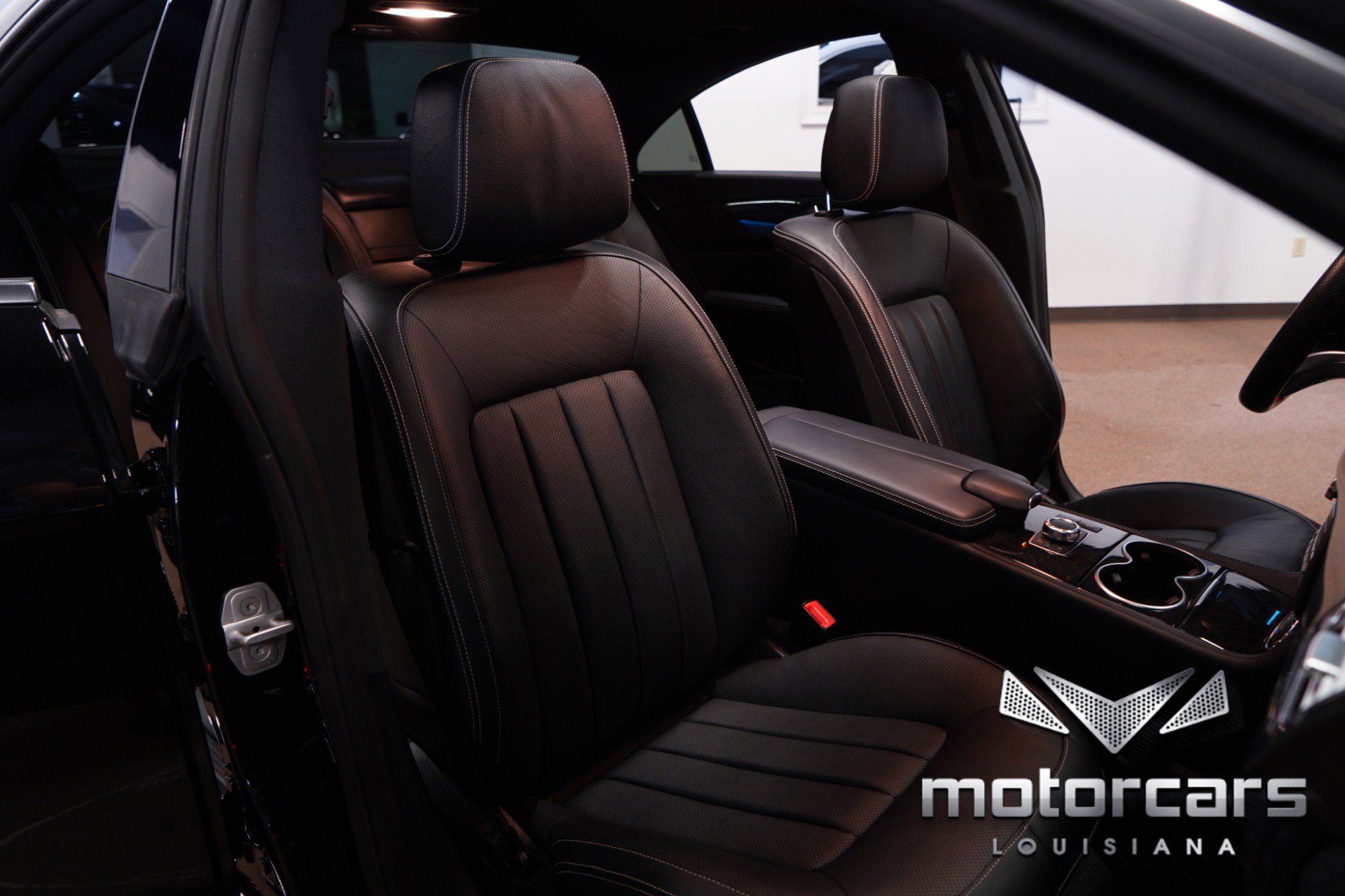 Used 2016 Mercedes-Benz CLS 400 4MATIC w/ Premium 2 Package image 31