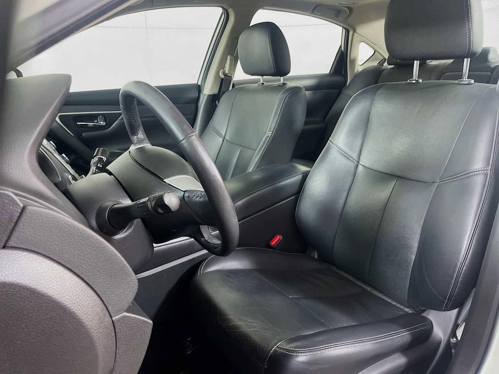 Used 2016 Nissan Altima 2.5 SL w/ 2.5 Technology w/LED Package image 17