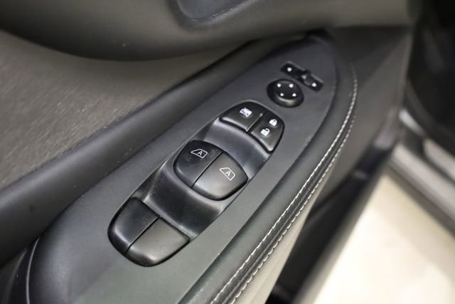 Used 2019 Nissan Murano SV image 18