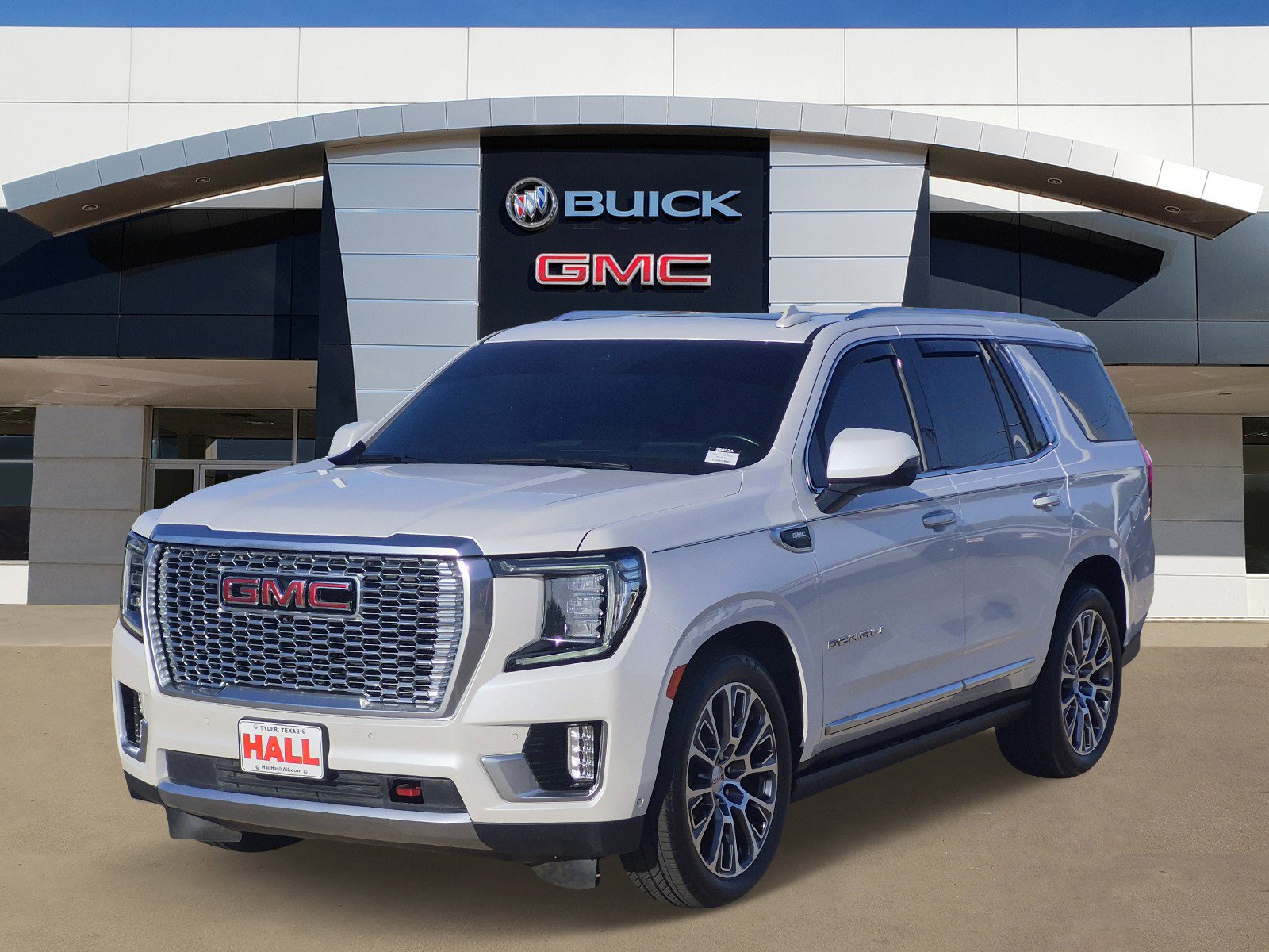 Certified 2024 GMC Yukon Denali w/ Denali Reserve Package image 3