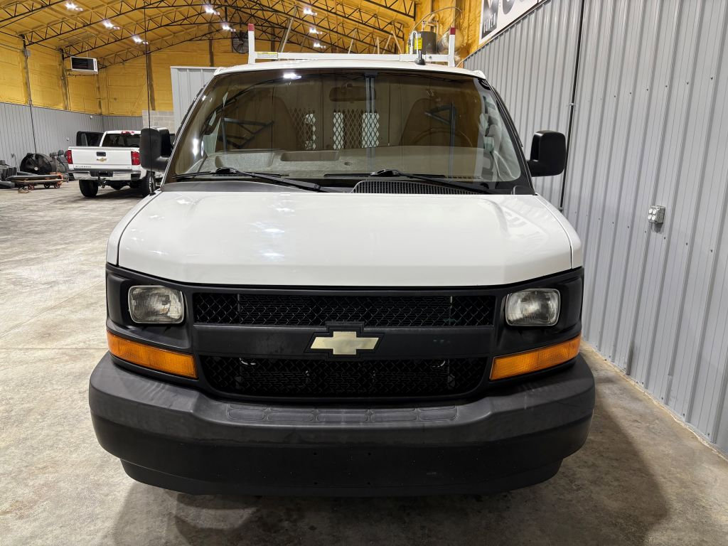 Used 2017 Chevrolet Express 2500 image 7