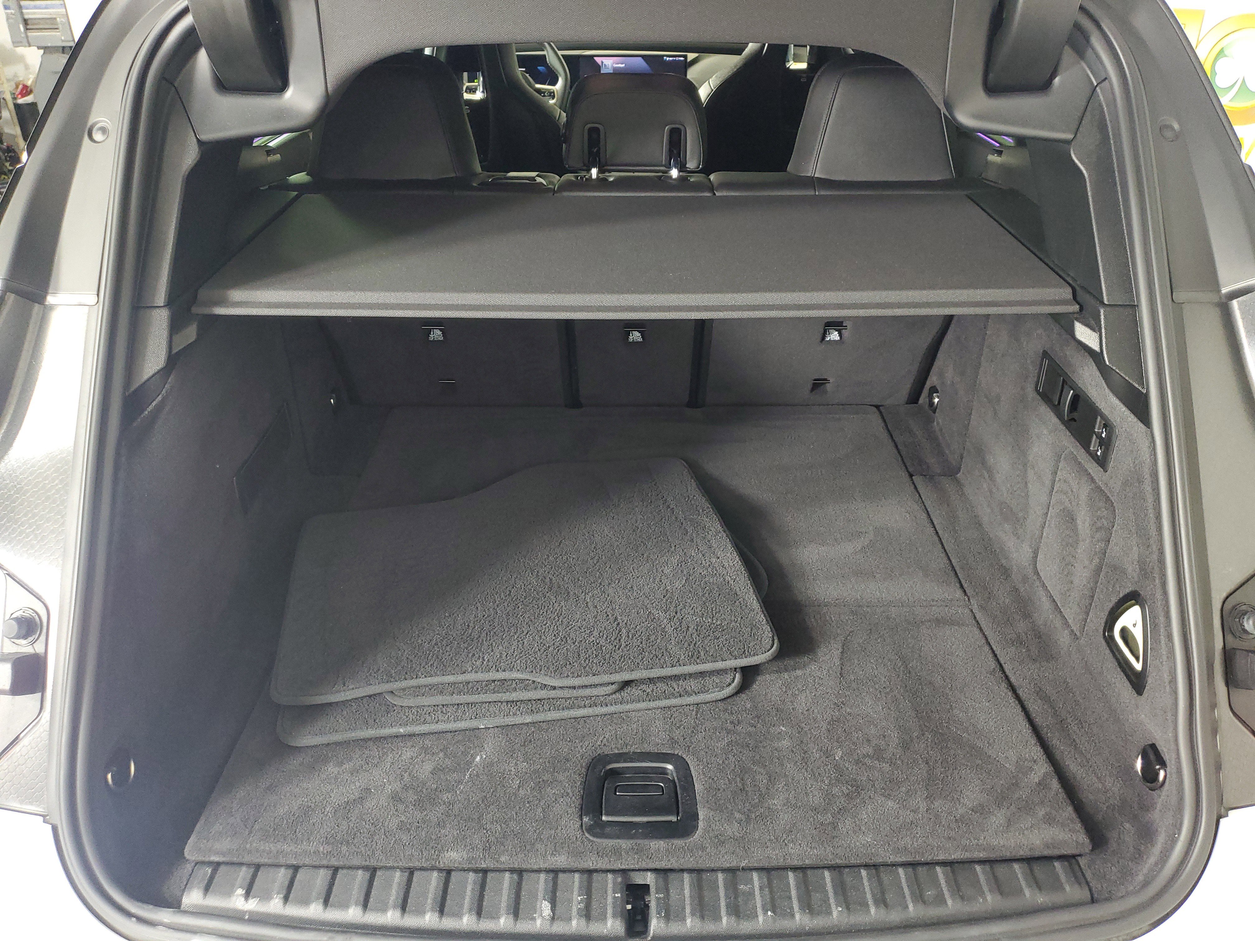 Certified 2025 BMW iX xDrive50 image 24