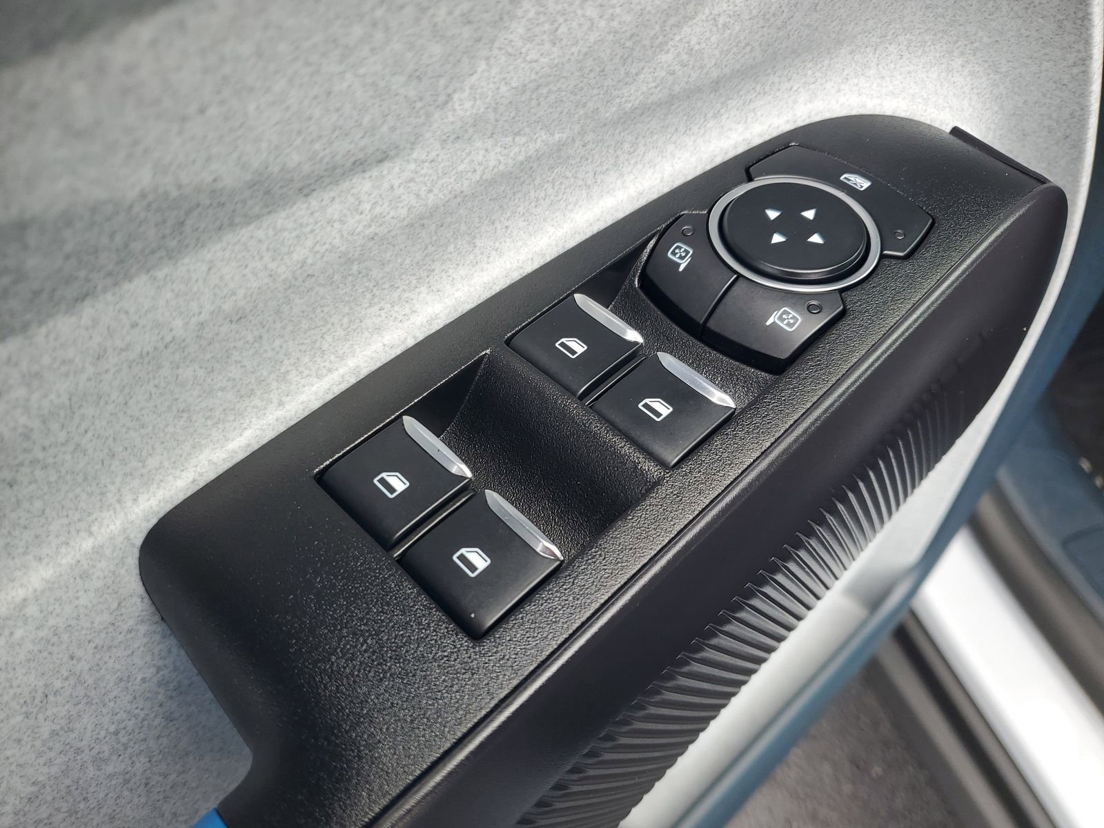 Certified 2025 Ford Maverick XLT w/ Equipment Group 301A image 13