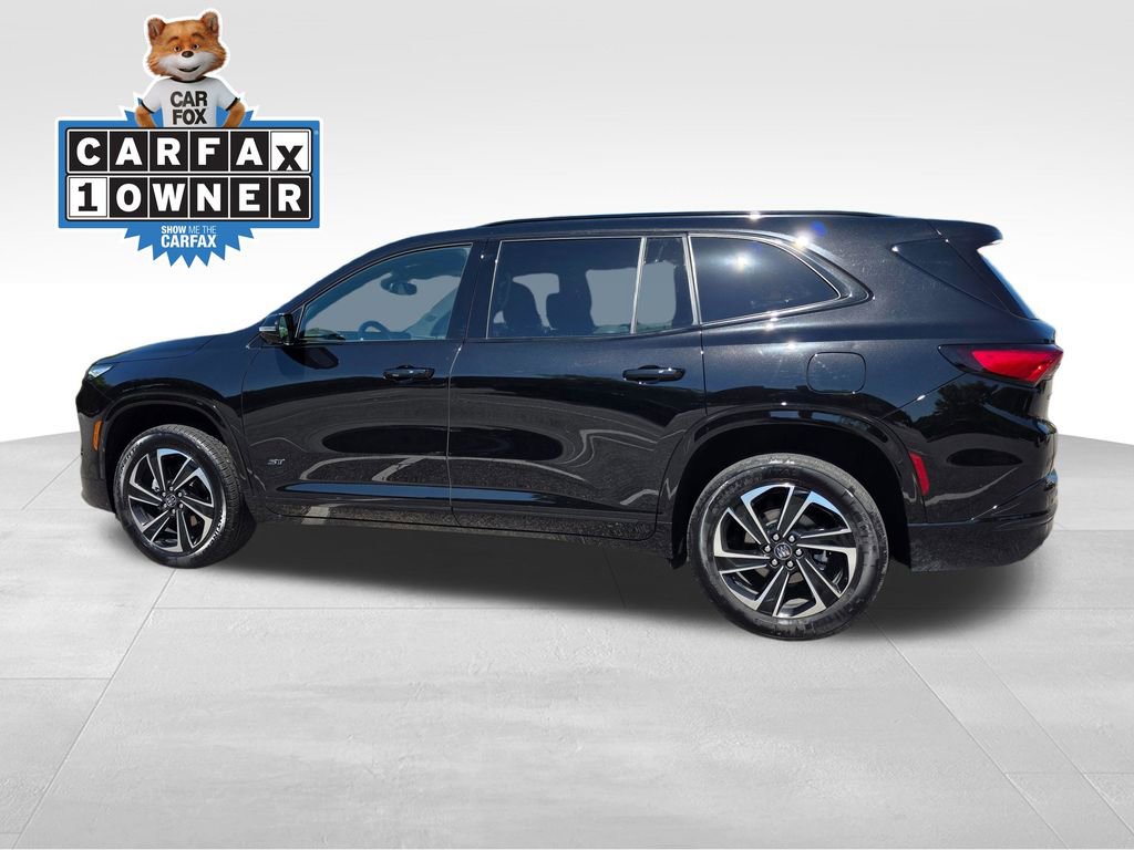 Certified 2025 Buick Enclave Sport Touring image 4