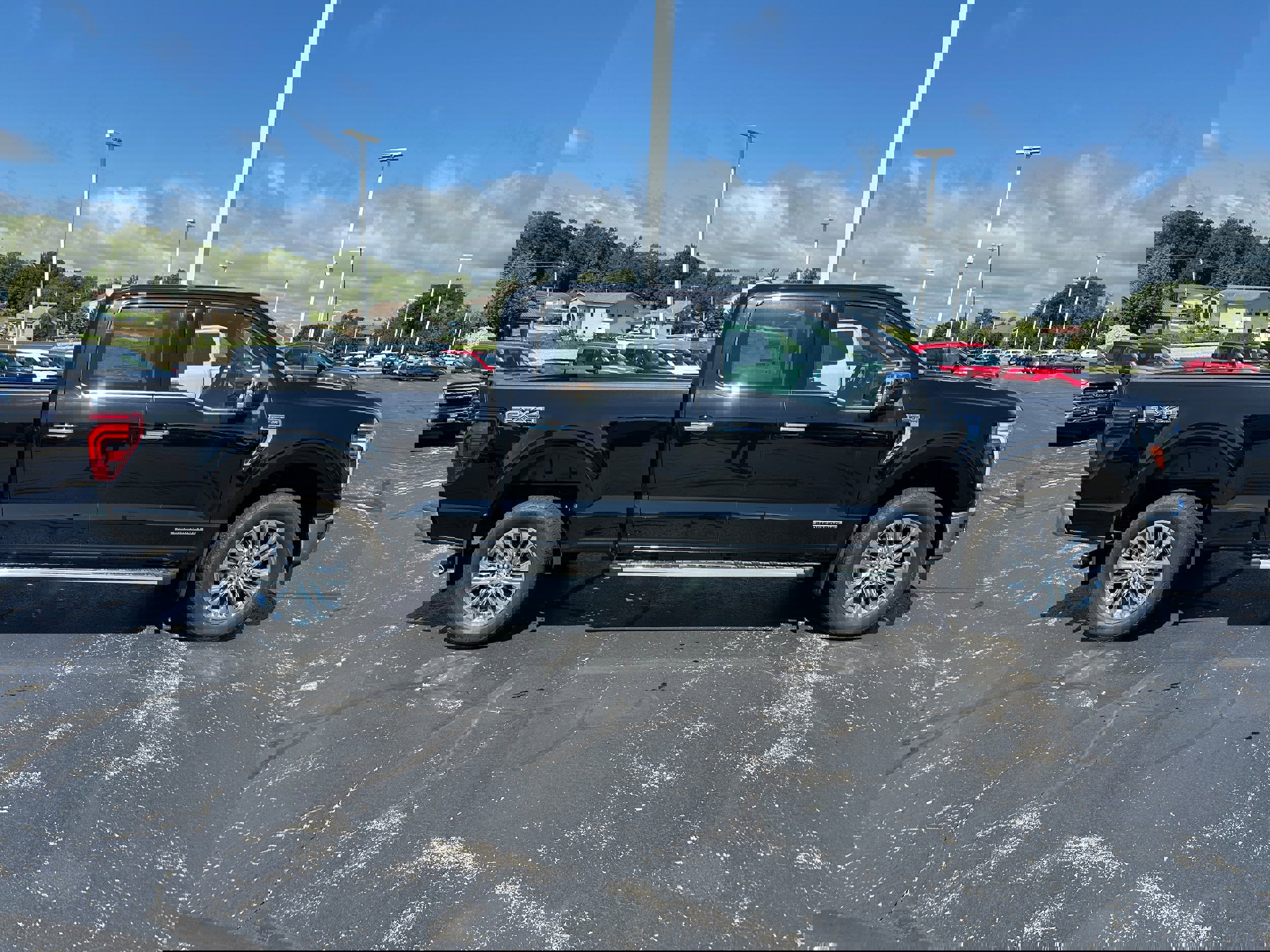 New 2025 Ford F150 Lariat w/ Equipment Group 501A Mid image 5