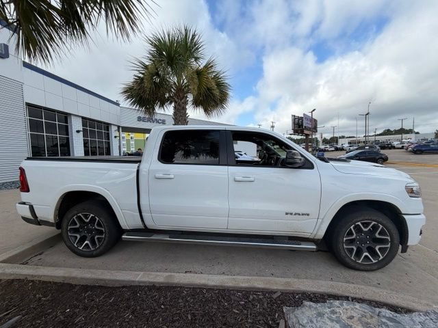 Used 2025 RAM 1500 Laramie AWD/4WD image 27