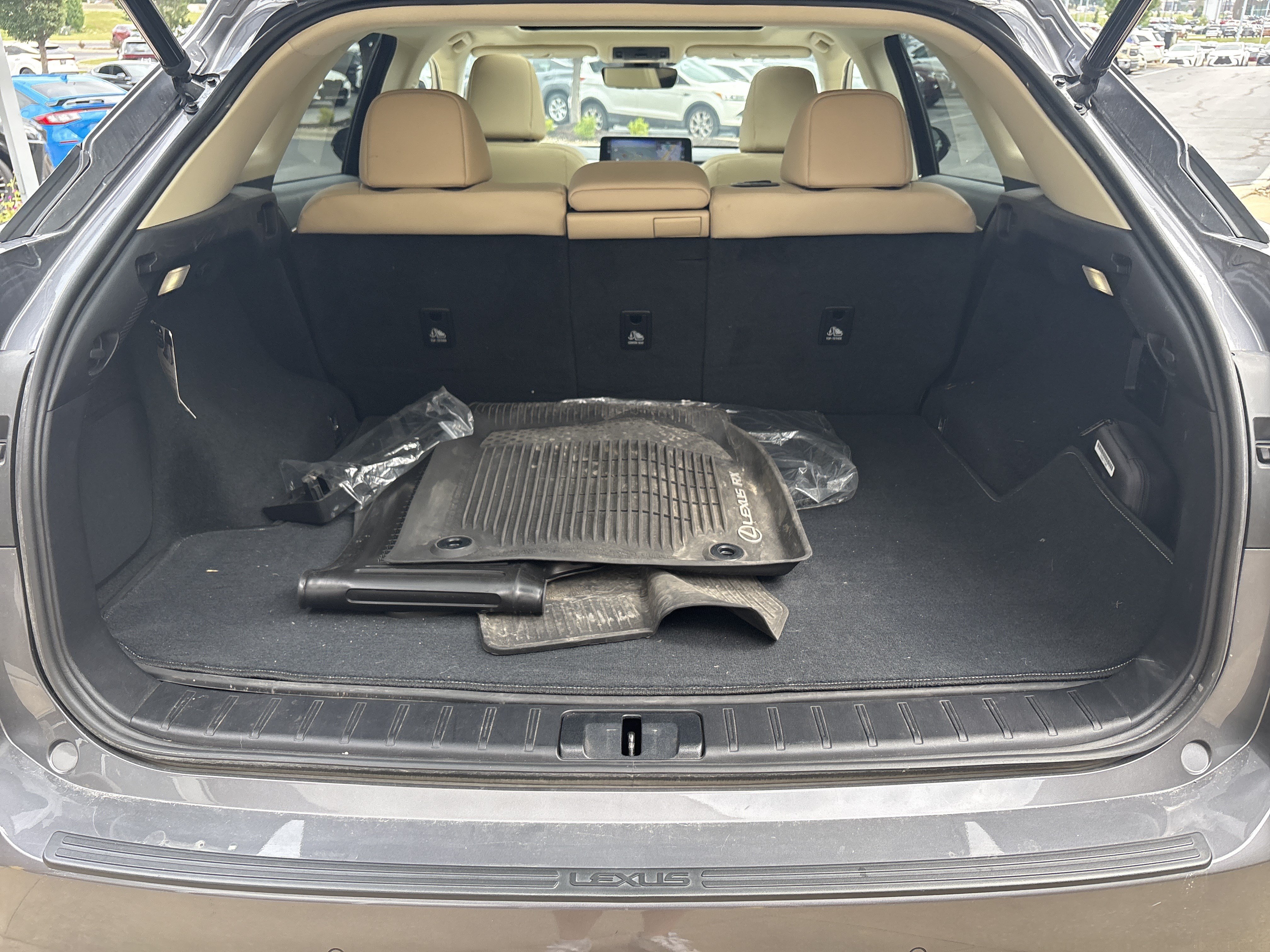 Certified 2022 Lexus RX 350 AWD w/ Premium Package image 32