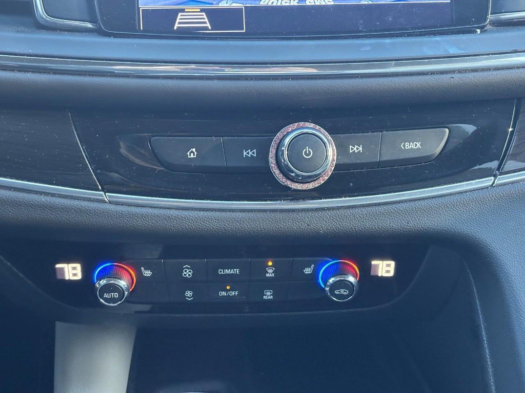 Certified 2020 Buick Enclave Essence FWD image 23