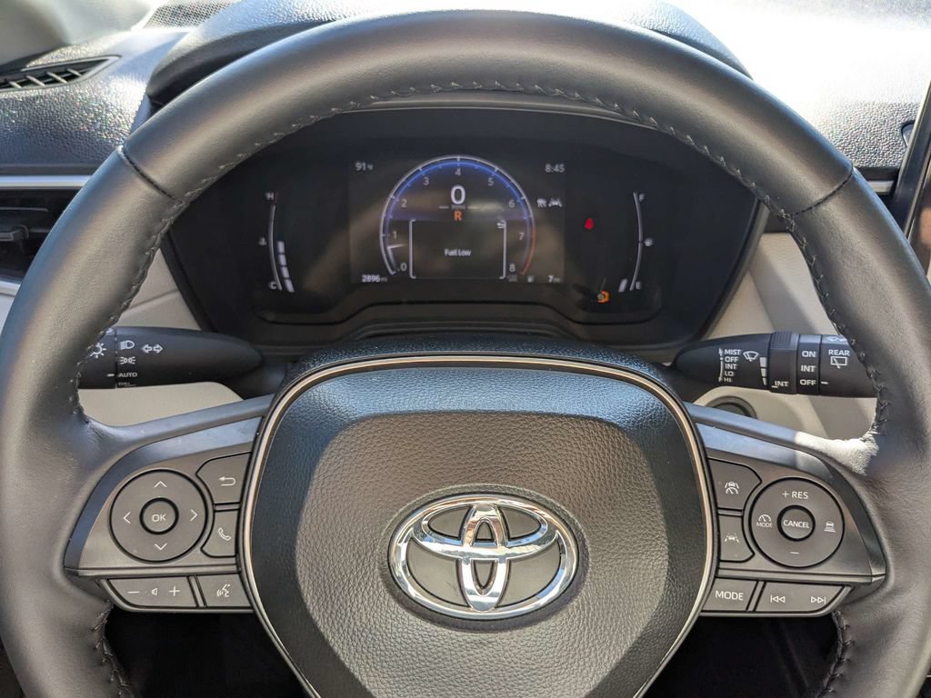 Used 2026 Toyota Corolla Cross LE FWD image 27