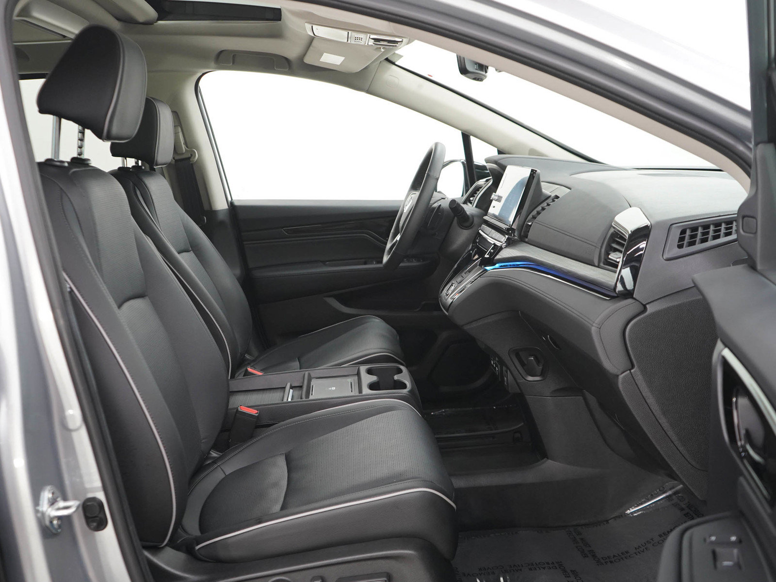 Used 2026 Honda Odyssey Elite image 11