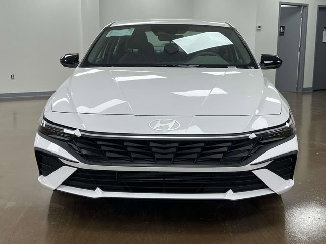 New 2026 Hyundai Elantra Sport FWD image 3