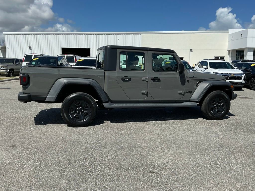 Used 2020 Jeep Gladiator Sport w/ Trailer Tow Package image 7