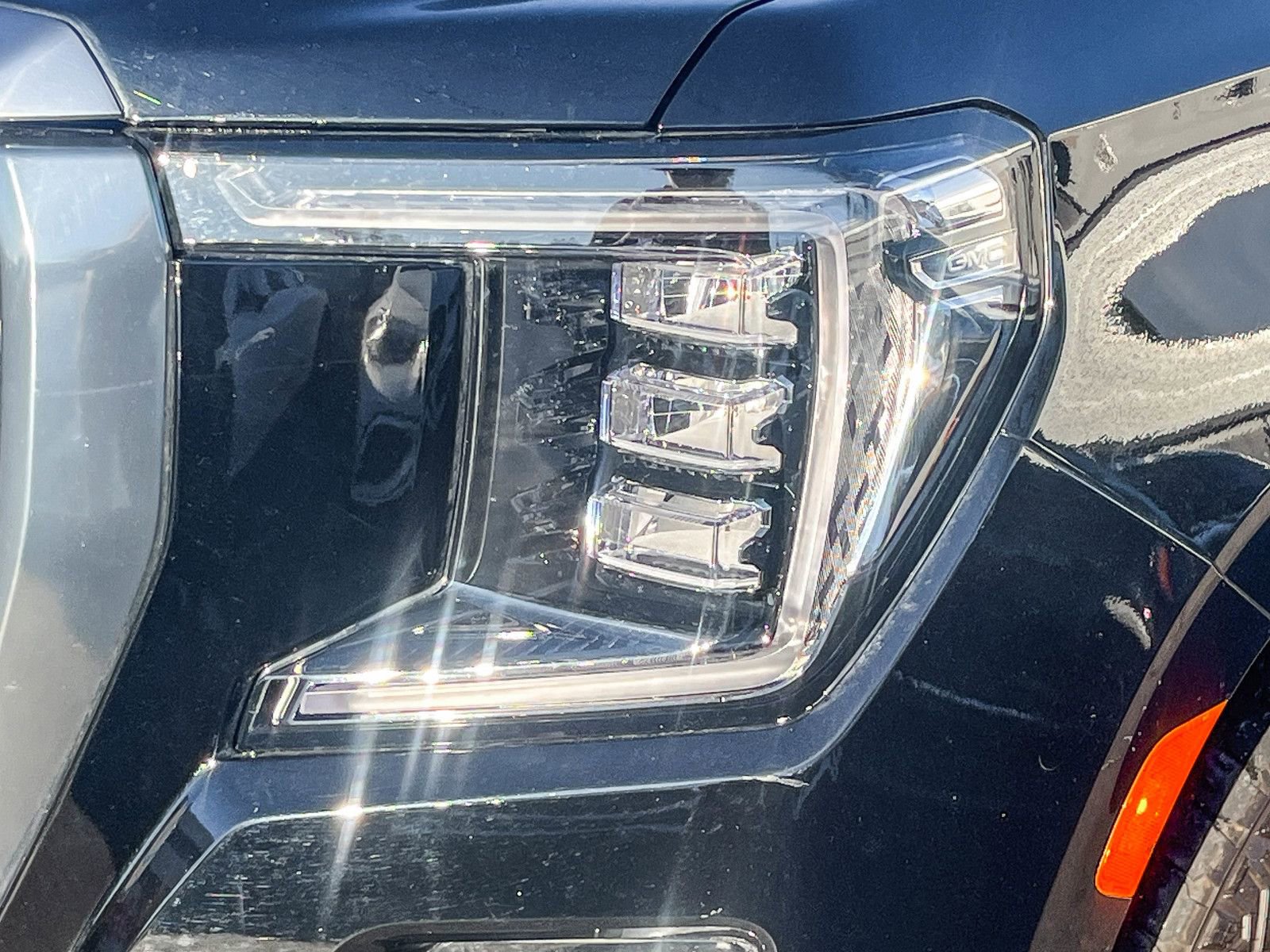 Used 2023 GMC Yukon XL AT4 w/ AT4 Premium Plus Package image 7