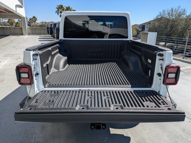 New 2026 Jeep Gladiator Mojave AWD/4WD image 13