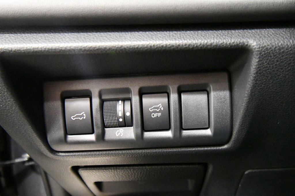 Used 2025 Subaru Outback Limited image 20