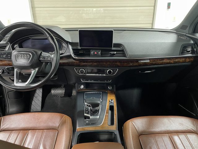 Used 2018 Audi Q5 Prestige w/ Prestige Package AWD/4WD image 15