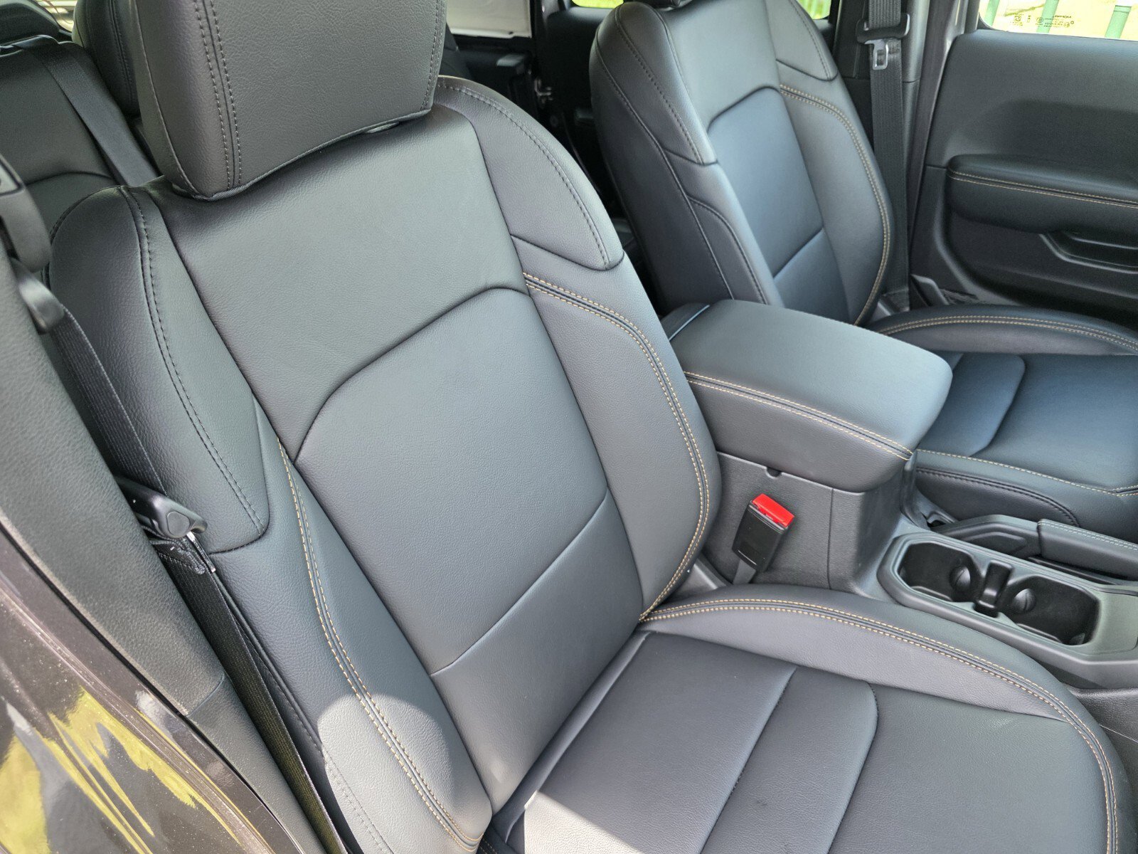 Used 2026 Jeep Wrangler Sahara image 31