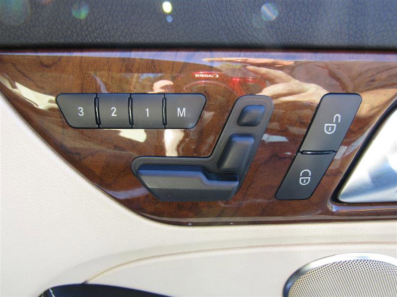 Used 2015 Mercedes-Benz SLK 250 image 25