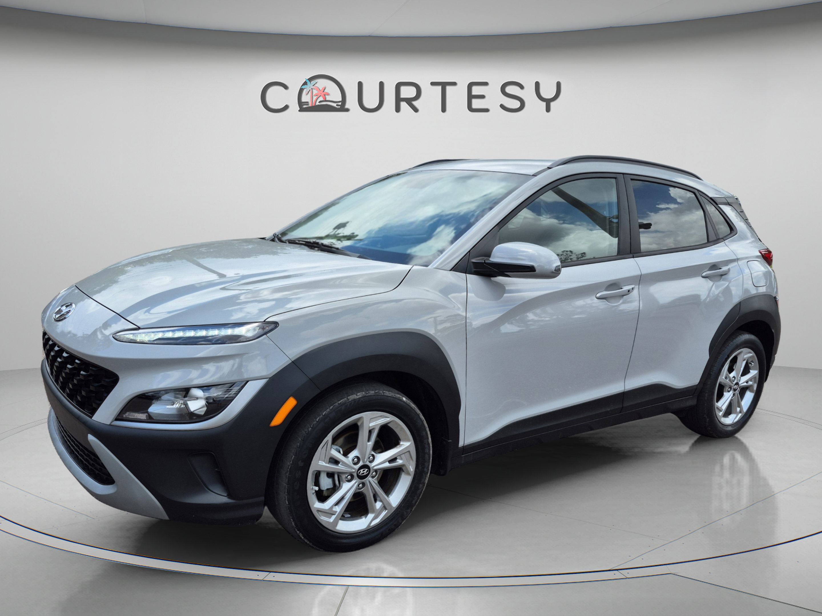Certified 2022 Hyundai Kona SEL w/ Cargo Package FWD image 1