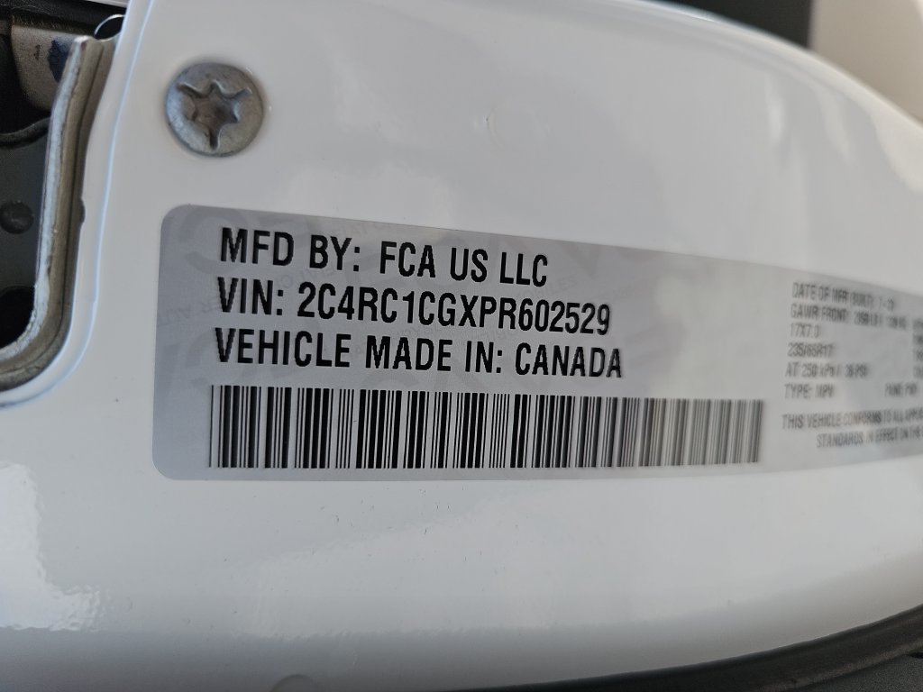 Used 2023 Chrysler Voyager LX FWD image 35