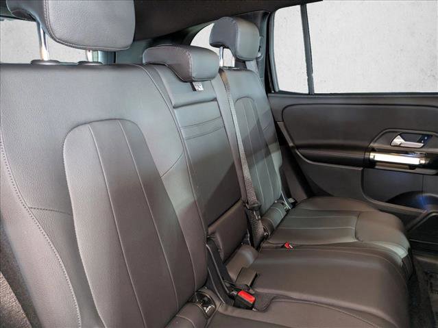 Certified 2025 Mercedes-Benz GLB 250 image 18