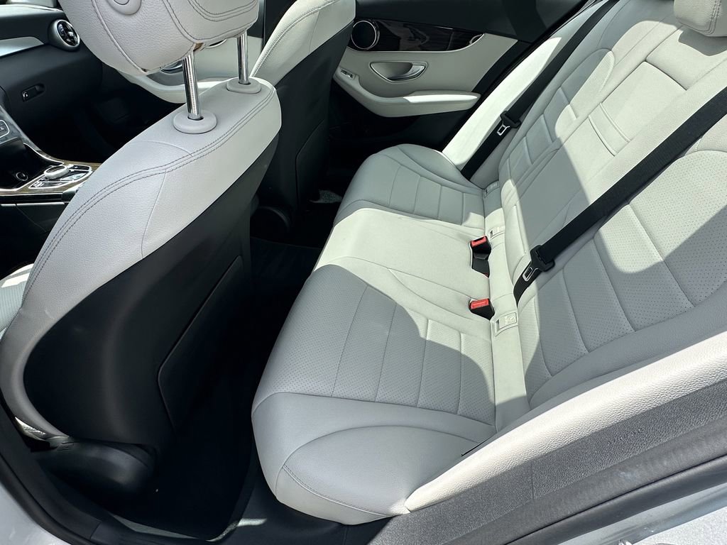 Used 2018 Mercedes-Benz C 300 Sedan image 23
