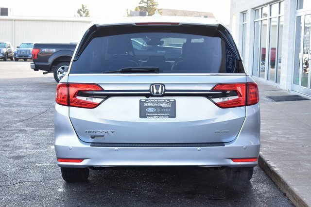 Used 2023 Honda Odyssey Elite image 5
