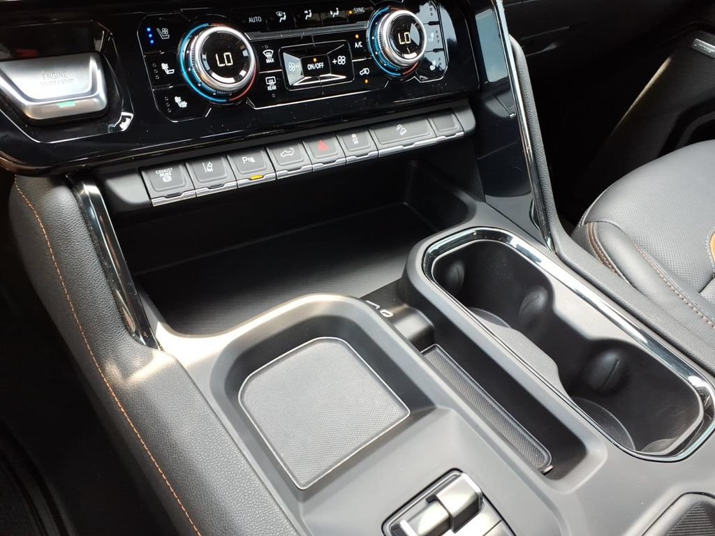 Used 2024 GMC Sierra 2500 AT4 w/ AT4 Premium Plus Package AWD/4WD image 28