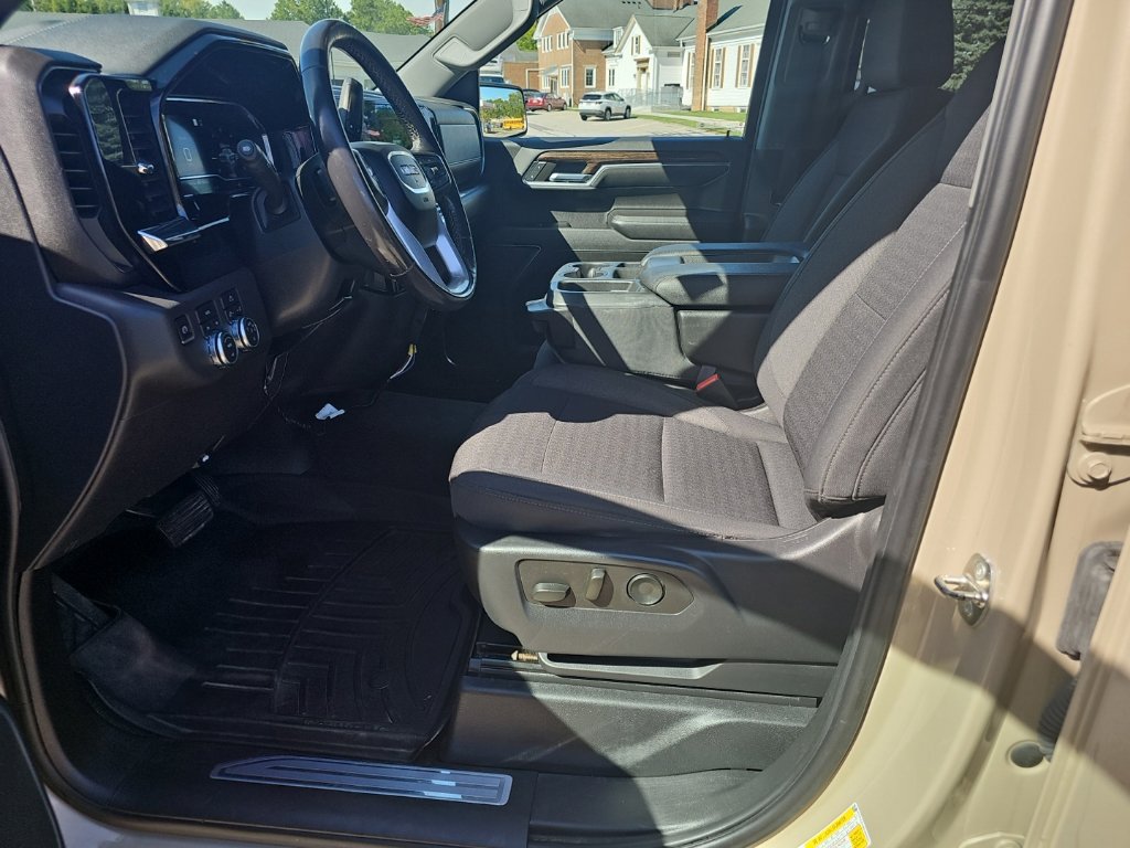 Used 2022 GMC Sierra 1500 Elevation AWD/4WD image 18