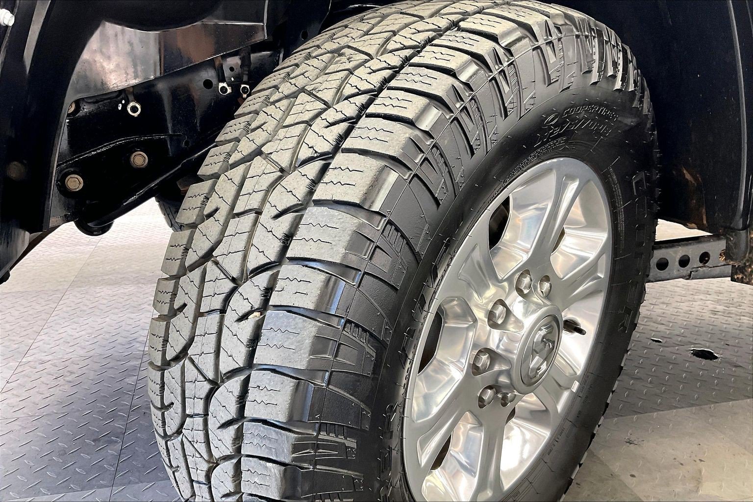 Used 2025 RAM 2500 Big Horn AWD/4WD image 32