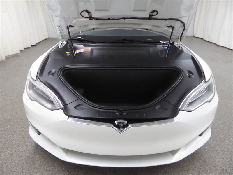 Used 2018 Tesla Model S 100D AWD/4WD image 34