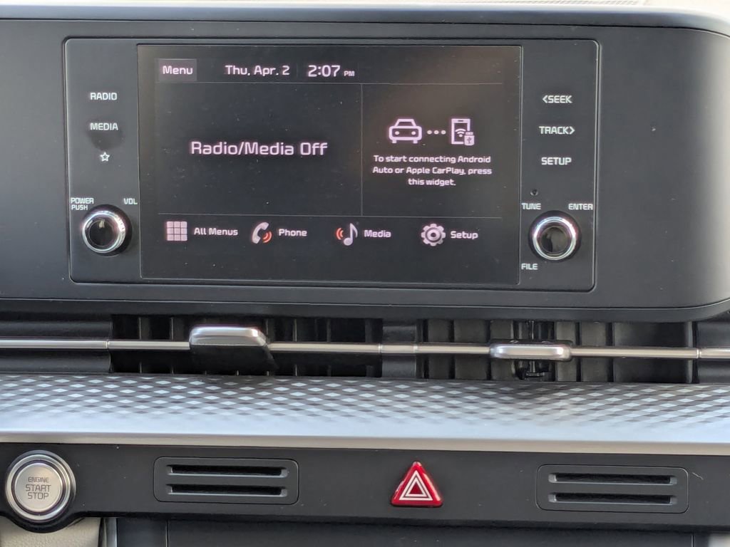 Used 2024 Kia Carnival LX image 21