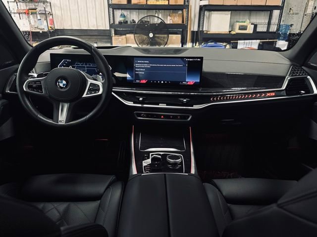 Used 2026 BMW X5 xDrive40i w/ M Sport Package image 27