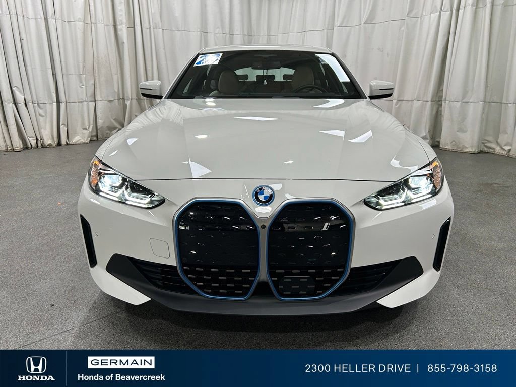 Used 2023 BMW i4 eDrive40 RWD image 3