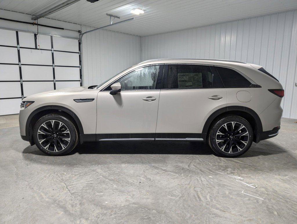 New 2024 MAZDA CX-90 Plug-In Hybrid w/ Premium Plus image 4