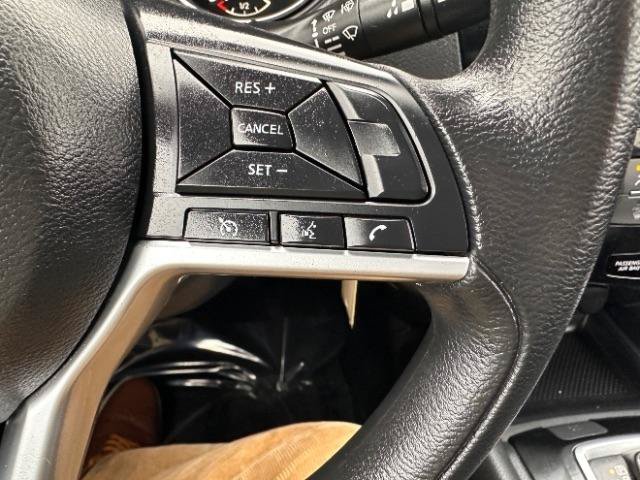 Used 2020 Nissan Rogue S AWD/4WD image 24