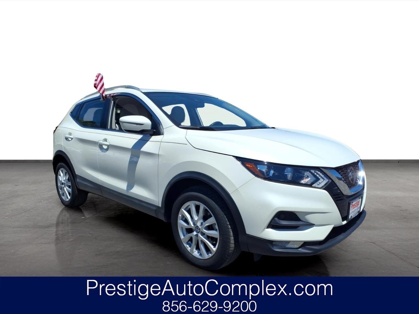 Used 2020 Nissan Rogue Sport SV w/ All-Weather Package AWD/4WD image 1