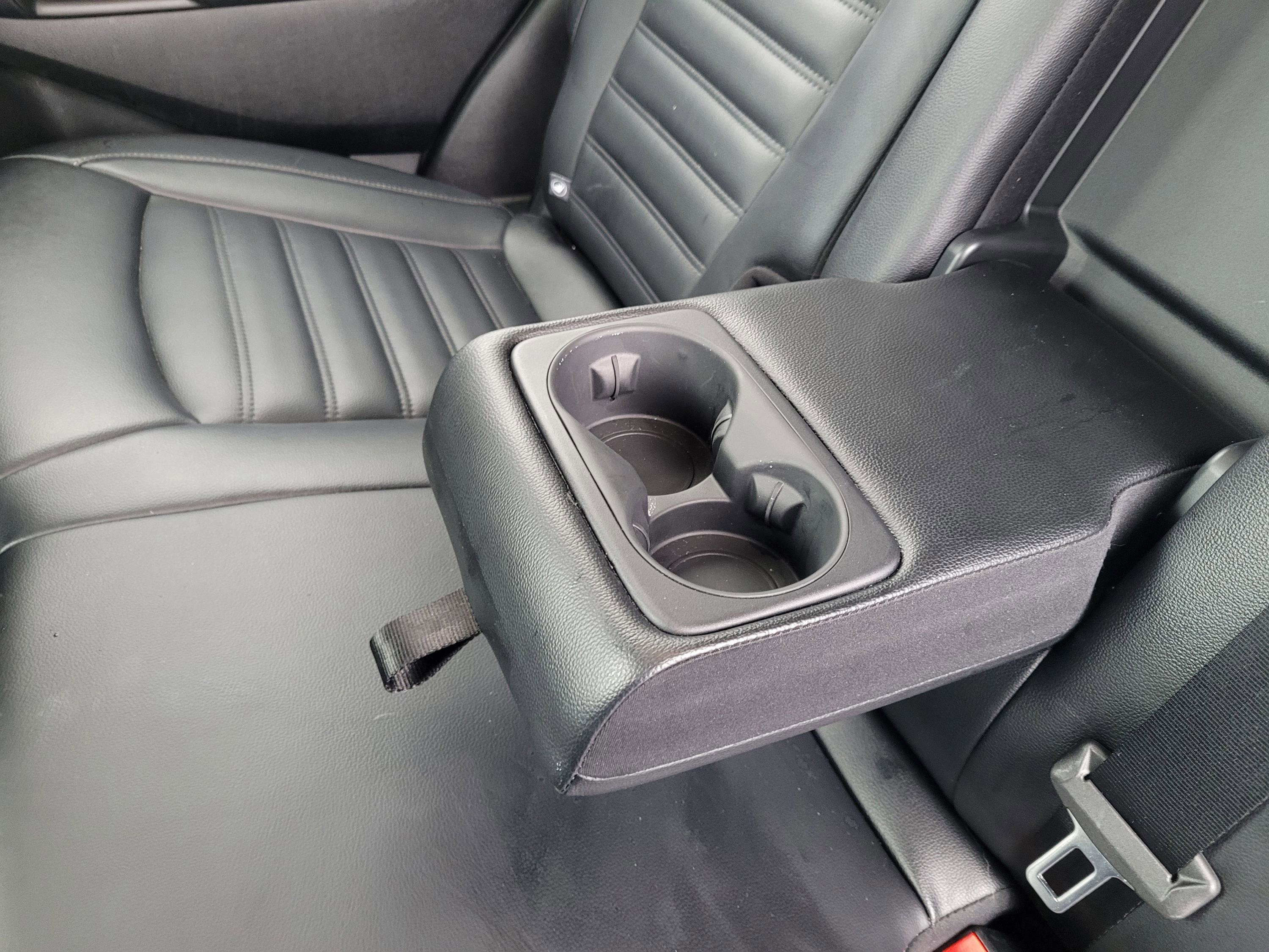 Used 2024 Ford Edge SEL image 17