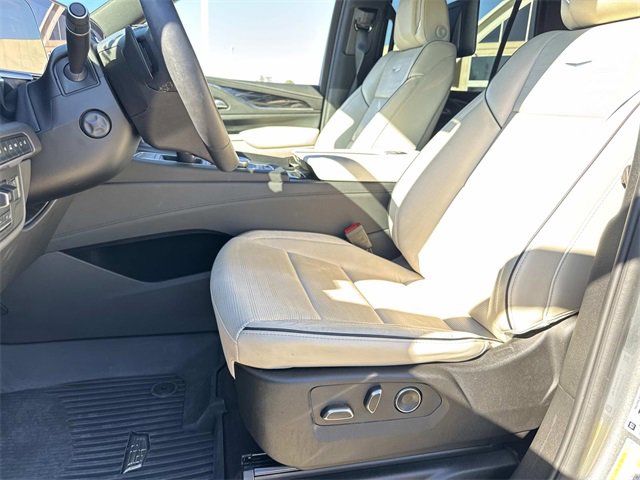 Used 2024 Cadillac Escalade Sport w/ LPO, ONYX Package image 22