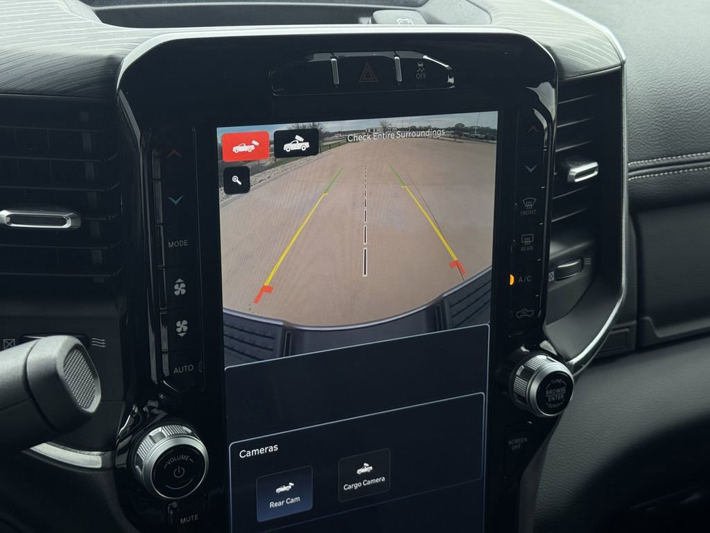 Used 2024 RAM 2500 Laramie w/ Sport Appearance Package image 17