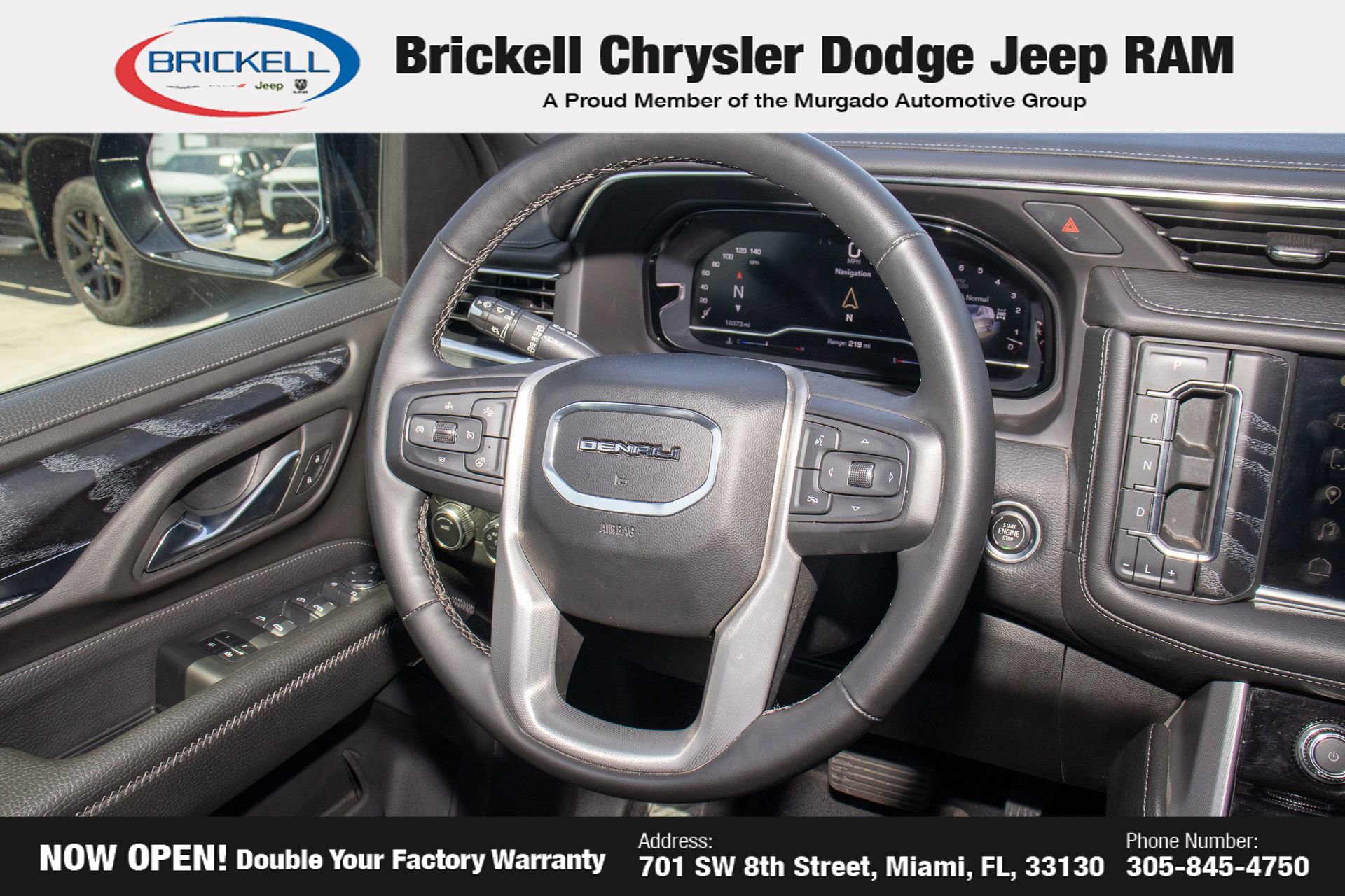 Used 2023 GMC Yukon XL Denali AWD/4WD image 22