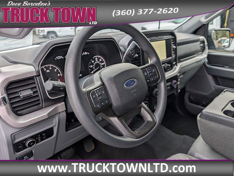 Used 2023 Ford F150 XLT w/ Trailer Tow Package image 16