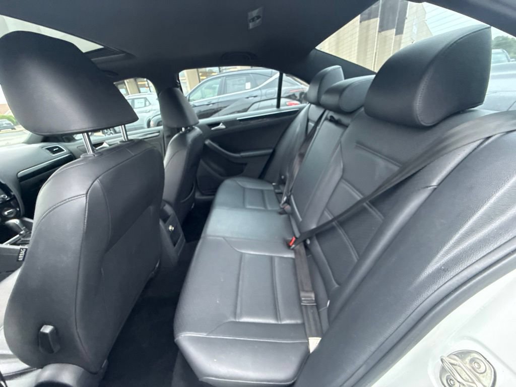 Used 2018 Volkswagen Jetta Sport FWD image 27