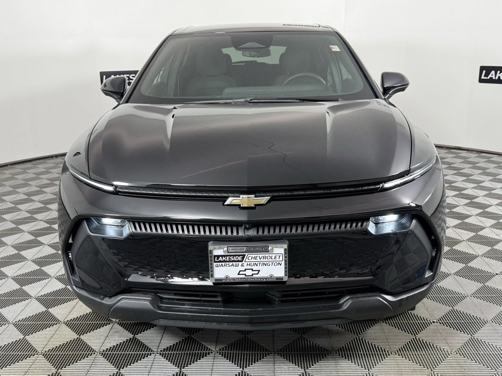 New 2026 Chevrolet Equinox EV LT image 9