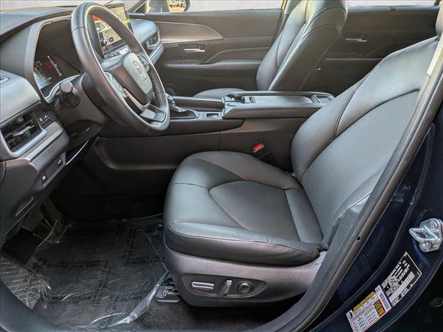 Used 2025 Toyota Grand Highlander FWD image 15